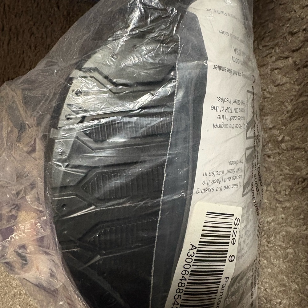 Sloggers Painted Plaid Pattern Rain/Work Boot Siz… - image 11